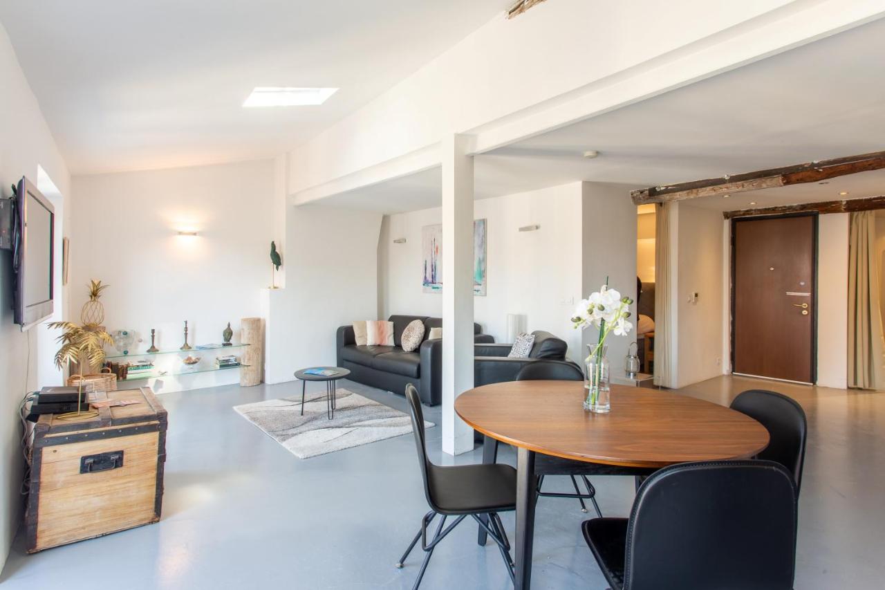 Ross 5- F2, Lumineux, Balcon, Loft, Clim, Vieux-Nice Buitenkant foto