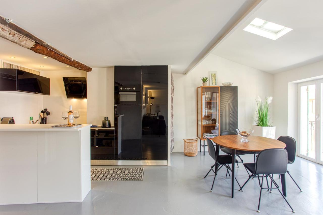 Ross 5- F2, Lumineux, Balcon, Loft, Clim, Vieux-Nice Buitenkant foto