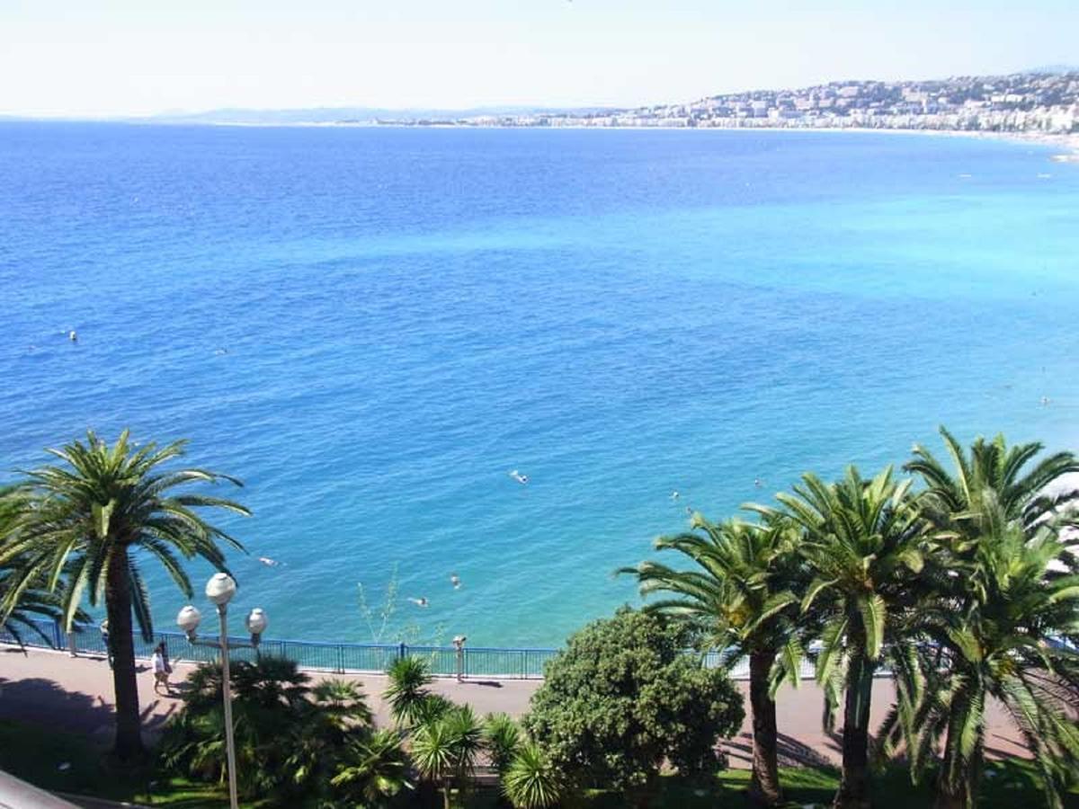 Ross 5- F2, Lumineux, Balcon, Loft, Clim, Vieux-Nice Buitenkant foto
