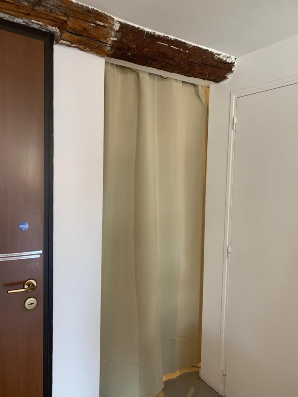Ross 5- F2, Lumineux, Balcon, Loft, Clim, Vieux-Nice Buitenkant foto